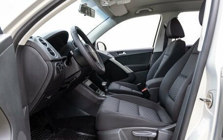 Volkswagen Tiguan I, 2009 год, 998 000 рублей, 22 фотография