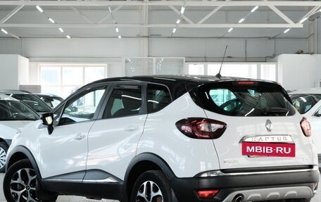 Renault Kaptur I рестайлинг, 2018 год, 1 499 000 рублей, 3 фотография
