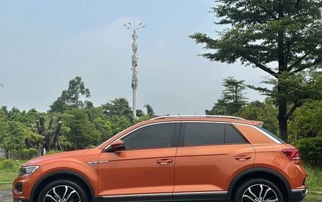 Volkswagen T-Roc I, 2020 год, 1 430 000 рублей, 4 фотография