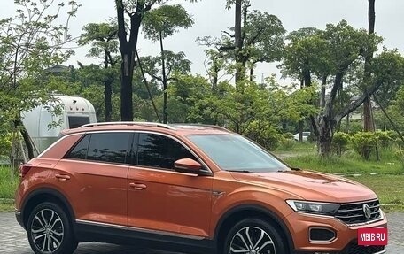 Volkswagen T-Roc I, 2020 год, 1 430 000 рублей, 9 фотография