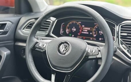 Volkswagen T-Roc I, 2020 год, 1 430 000 рублей, 17 фотография