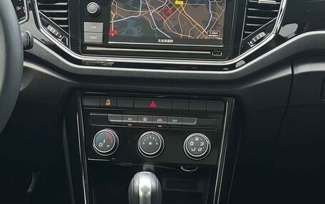 Volkswagen T-Roc I, 2020 год, 1 430 000 рублей, 20 фотография