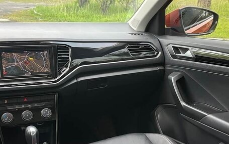 Volkswagen T-Roc I, 2020 год, 1 430 000 рублей, 22 фотография