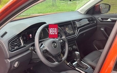 Volkswagen T-Roc I, 2020 год, 1 430 000 рублей, 16 фотография