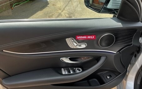 Mercedes-Benz E-Класс, 2017 год, 2 900 000 рублей, 10 фотография