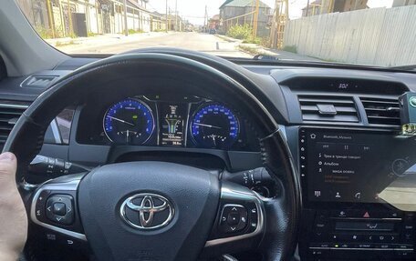 Toyota Camry, 2015 год, 1 800 000 рублей, 4 фотография