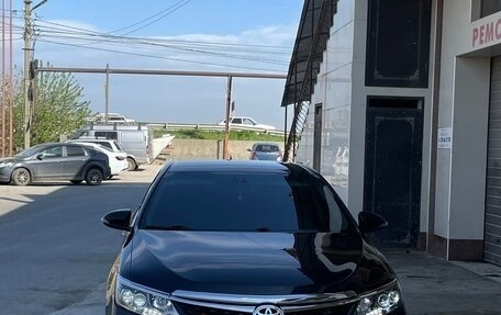 Toyota Camry, 2015 год, 1 800 000 рублей, 3 фотография