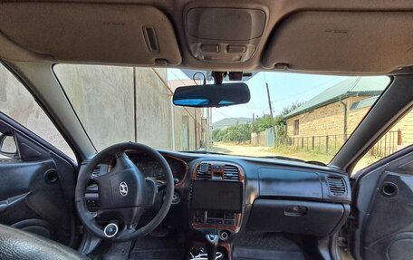Hyundai Sonata IV рестайлинг, 2004 год, 350 000 рублей, 6 фотография