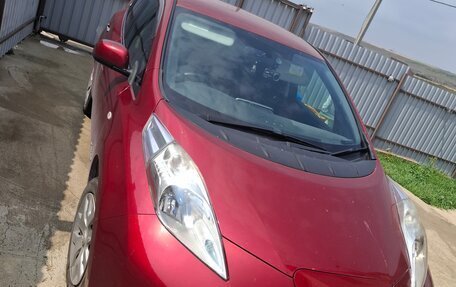 Nissan Leaf I, 2013 год, 750 000 рублей, 4 фотография