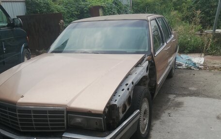 Cadillac Fleetwood I, 1991 год, 320 000 рублей, 2 фотография