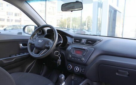 KIA Rio III рестайлинг, 2011 год, 824 000 рублей, 9 фотография