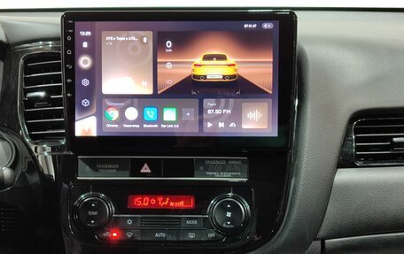 Mitsubishi Outlander III рестайлинг 3, 2019 год, 1 750 000 рублей, 15 фотография