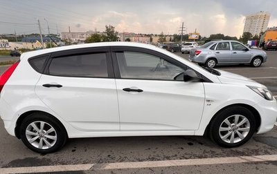 Hyundai Solaris II рестайлинг, 2013 год, 750 000 рублей, 1 фотография