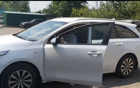 KIA cee'd III, 2019 год, 1 200 000 рублей, 3 фотография