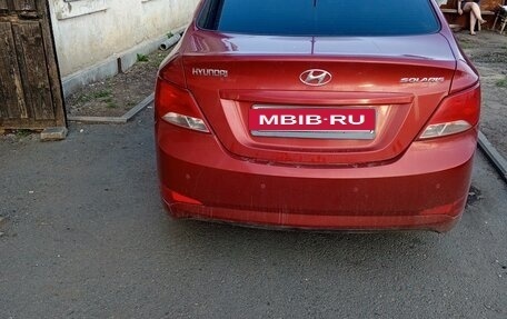 Hyundai Solaris II рестайлинг, 2015 год, 600 000 рублей, 5 фотография