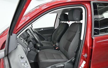 Volkswagen Tiguan I, 2013 год, 995 000 рублей, 6 фотография
