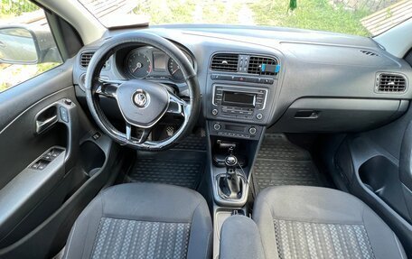 Volkswagen Polo VI (EU Market), 2017 год, 850 000 рублей, 13 фотография