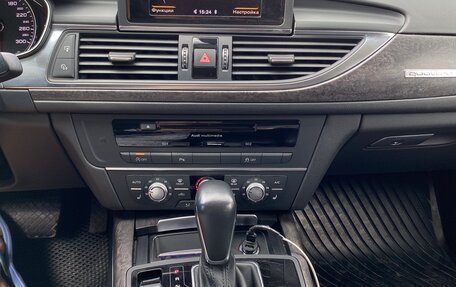 Audi A6, 2018 год, 2 300 000 рублей, 14 фотография