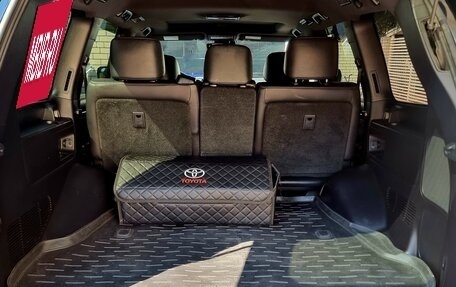 Toyota Land Cruiser 200, 2020 год, 8 400 000 рублей, 9 фотография
