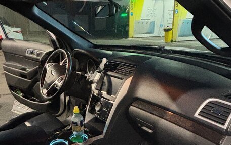 Ford Explorer VI, 2011 год, 1 450 000 рублей, 11 фотография
