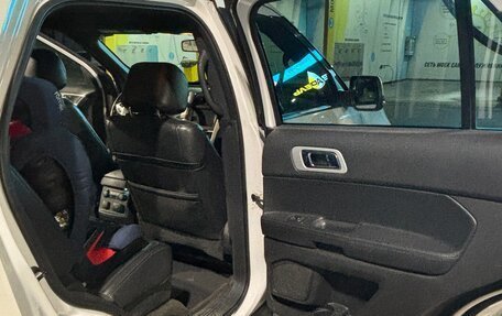 Ford Explorer VI, 2011 год, 1 450 000 рублей, 16 фотография