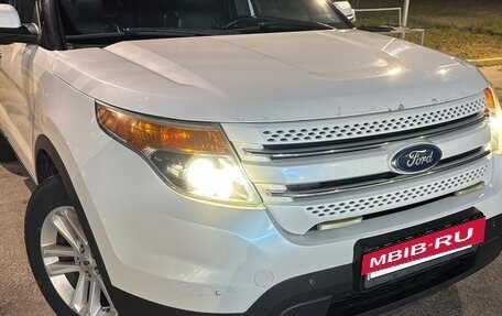 Ford Explorer VI, 2011 год, 1 450 000 рублей, 4 фотография