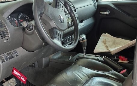 Nissan Navara (Frontier), 2007 год, 1 299 000 рублей, 8 фотография
