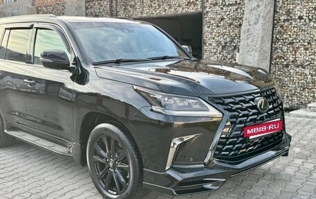 Lexus LX III, 2018 год, 9 850 000 рублей, 3 фотография