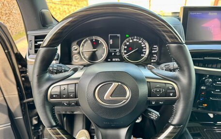 Lexus LX III, 2018 год, 9 850 000 рублей, 32 фотография