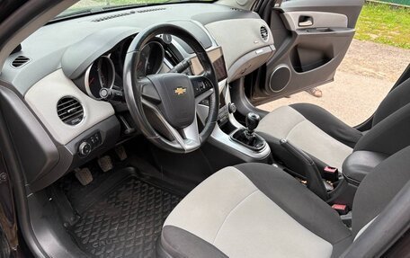 Chevrolet Cruze II, 2013 год, 770 000 рублей, 11 фотография