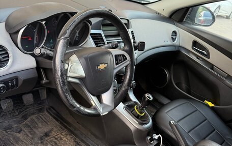 Chevrolet Cruze II, 2011 год, 730 000 рублей, 13 фотография