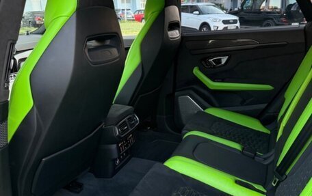 Lamborghini Urus I, 2022 год, 31 800 000 рублей, 6 фотография