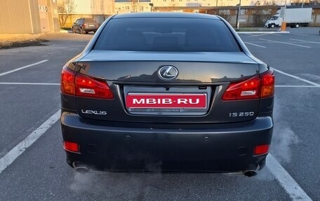 Lexus IS II рестайлинг 2, 2008 год, 1 280 000 рублей, 3 фотография