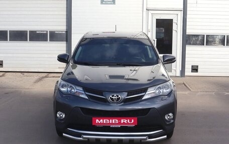 Toyota RAV4, 2013 год, 1 910 000 рублей, 8 фотография