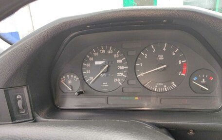 BMW 5 серия, 1991 год, 610 000 рублей, 12 фотография