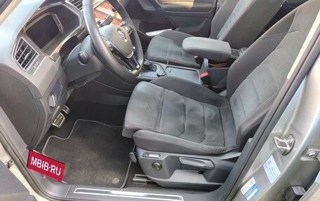 Volkswagen Tiguan II, 2019 год, 2 600 000 рублей, 5 фотография