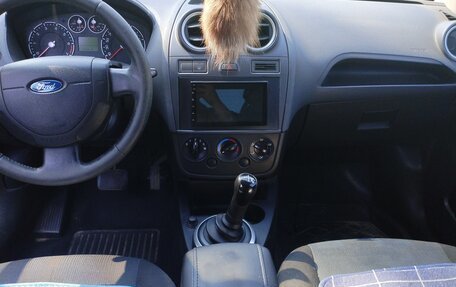 Ford Fiesta, 2007 год, 200 000 рублей, 5 фотография