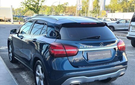 Mercedes-Benz GLA, 2019 год, 2 600 000 рублей, 11 фотография