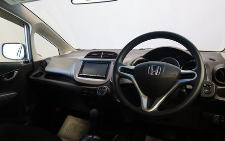Honda Fit III, 2012 год, 969 000 рублей, 11 фотография