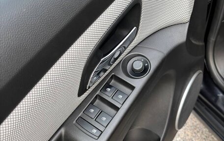 Chevrolet Cruze II, 2012 год, 899 000 рублей, 10 фотография