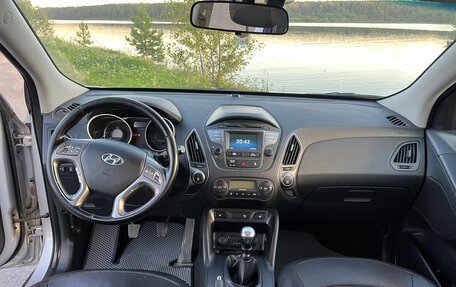Hyundai ix35 I рестайлинг, 2014 год, 1 300 000 рублей, 7 фотография