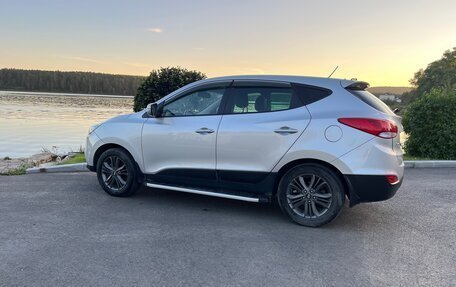 Hyundai ix35 I рестайлинг, 2014 год, 1 300 000 рублей, 20 фотография