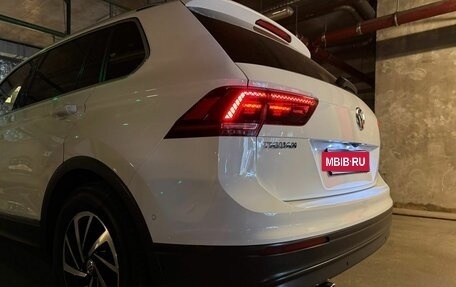 Volkswagen Tiguan II, 2018 год, 2 680 000 рублей, 5 фотография