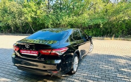 Toyota Camry, 2018 год, 2 250 000 рублей, 3 фотография