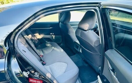Toyota Camry, 2018 год, 2 250 000 рублей, 12 фотография