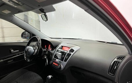 KIA cee'd I рестайлинг, 2008 год, 600 000 рублей, 12 фотография