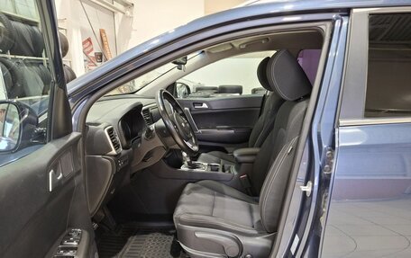 KIA Sportage IV рестайлинг, 2019 год, 2 300 000 рублей, 18 фотография