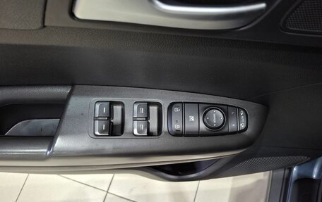 KIA Sportage IV рестайлинг, 2019 год, 2 300 000 рублей, 24 фотография