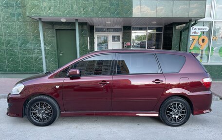 Toyota Ipsum II, 2002 год, 1 260 000 рублей, 6 фотография