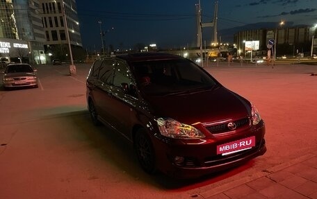 Toyota Ipsum II, 2002 год, 1 260 000 рублей, 27 фотография